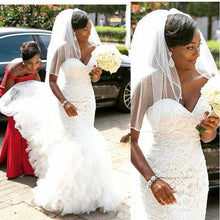 Load image into Gallery viewer, Beautifully Made Mermaid Sweetheart Lace Wedding Dress - A Thrifty Bride Shop