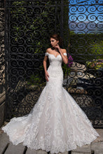 Load image into Gallery viewer, Stunning Off Shoulder Mermaid Wedding Dress With Lace Up Back And Appliqued Tulle Skirt - A Thrifty Bride Shop