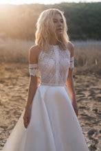 Load image into Gallery viewer, The Sales Rack-Bridal Dress New Design Lace And Satin With Button Back