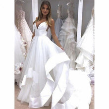 Load image into Gallery viewer, Beach Wedding Dress With Appliques Lace And Sexy Spaghetti Straps And Low Back