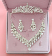 Load image into Gallery viewer, High Quality Fashion Crystal Bridal Jewelry Set Features Tiara Crown Earrings And Necklace Accessory