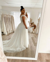 Load image into Gallery viewer, Beautiful Wedding Dress Plus Size A-Line Off The Shoulder With Lace Appliques And Sweep Train